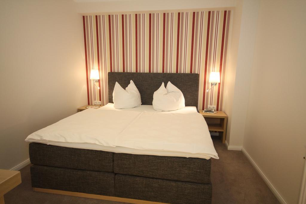 Cafe Schneidewind Hotel Bad Pyrmont Room photo